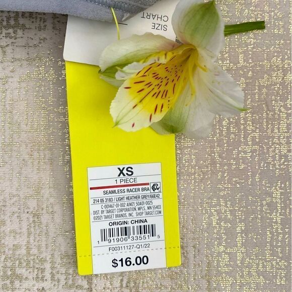 👚All in Motion by Target Grey Seemless Racer Sports Bra Sz XS NWT - Picture 4 of 6